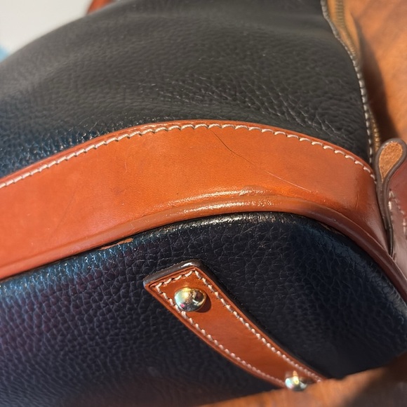 Dooney Bourke   Dome top satchel pebble, leather black/cinnamon, brown  trim EUC - Picture 9 of 17